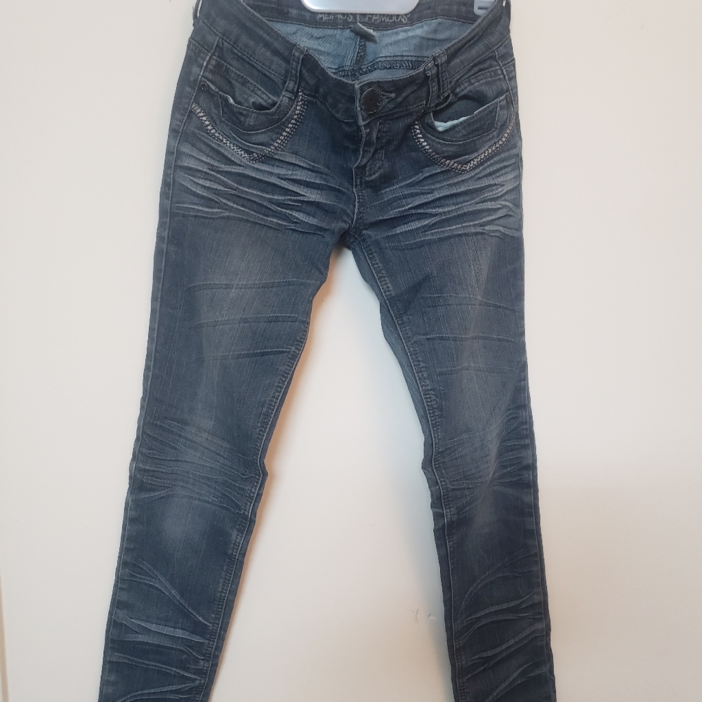 Jeans - Picture 3 of 5